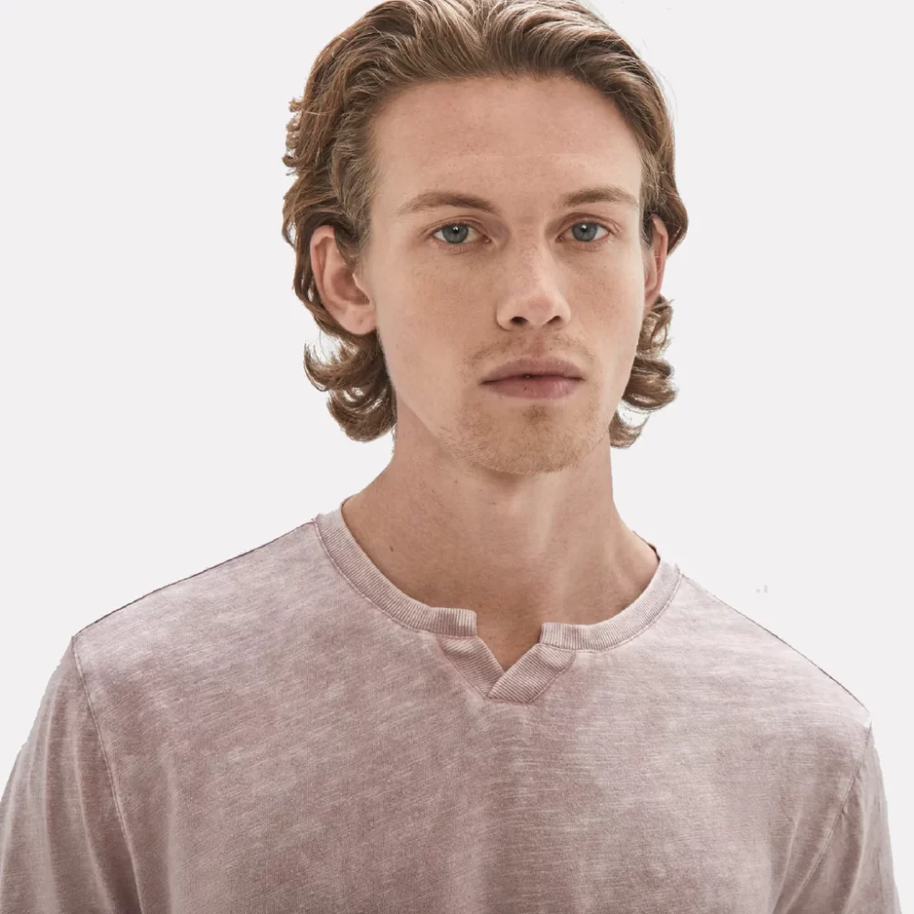 Robert Barakett: Reno Split V Neck - Image 2